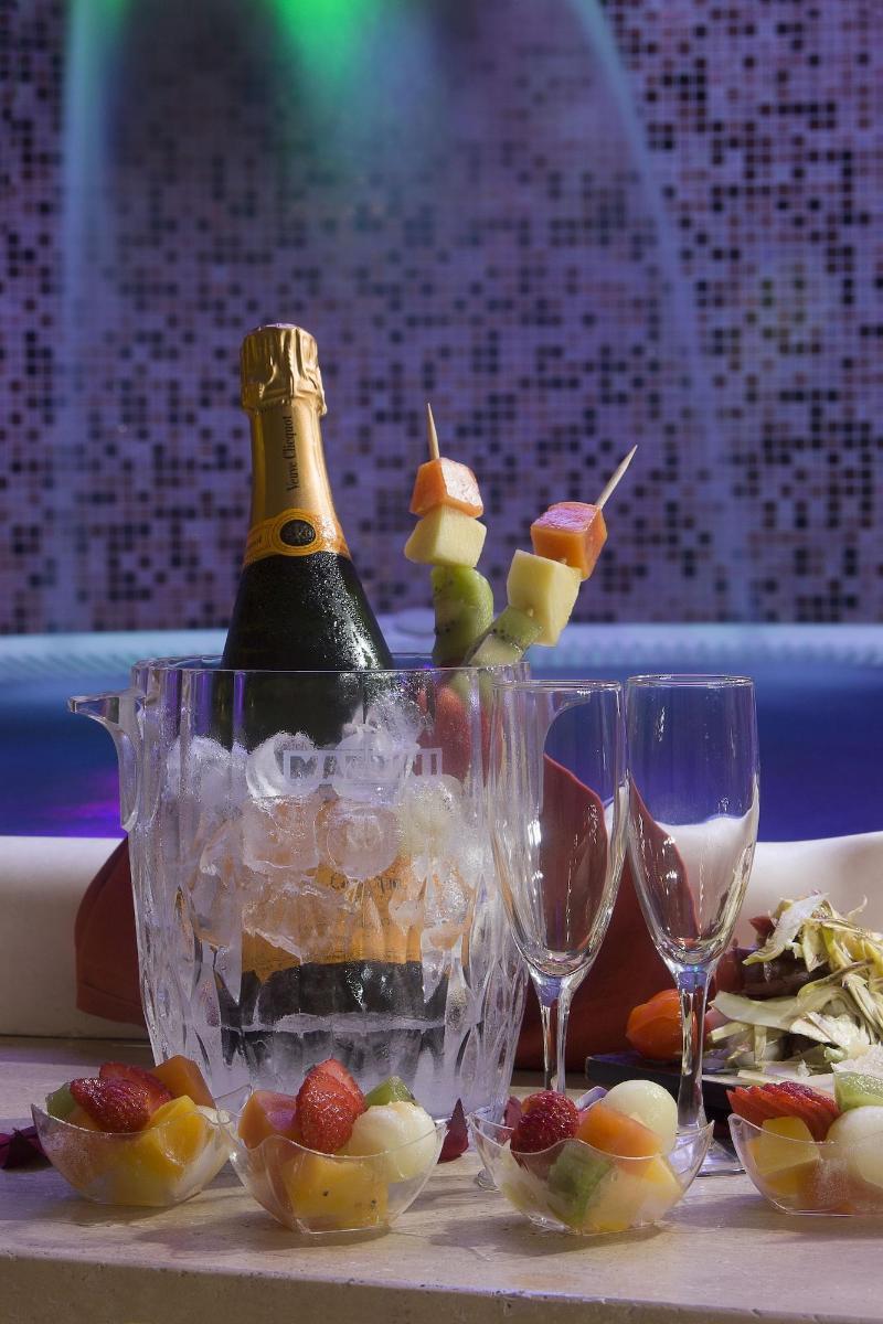 Hotel Ristorante Toscana 阿拉西奥 外观 照片